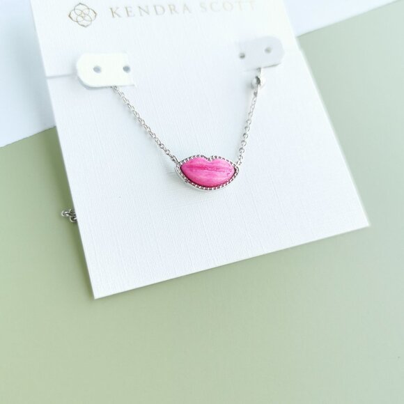 Kendra Scott Lips Hot Pink Mother-of-Pearl Necklace - Silver - Picture 2 of 3